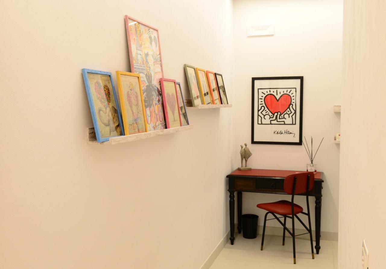 Dimora Del Cuore Guest House In Centro В'єсте Екстер'єр фото